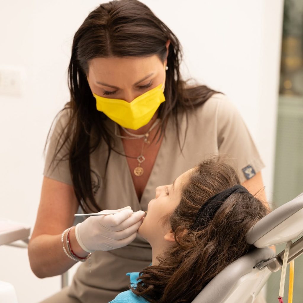 Pedodonție & Prevenție www.smilebydrilia.ro 2423