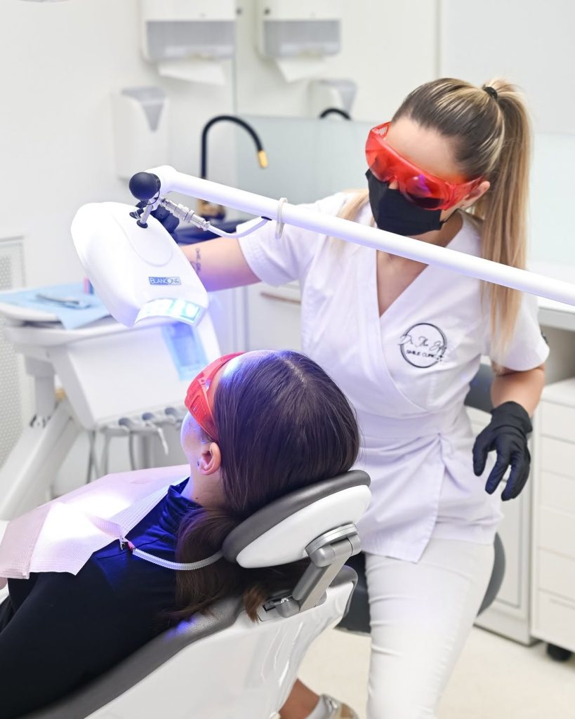 Stomatologie Minim-Invazivă & Laser www.smilebydrilia.ro 2328