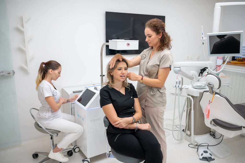 Disfuncții ATM & Bruxism www.smilebydrilia.ro 2438