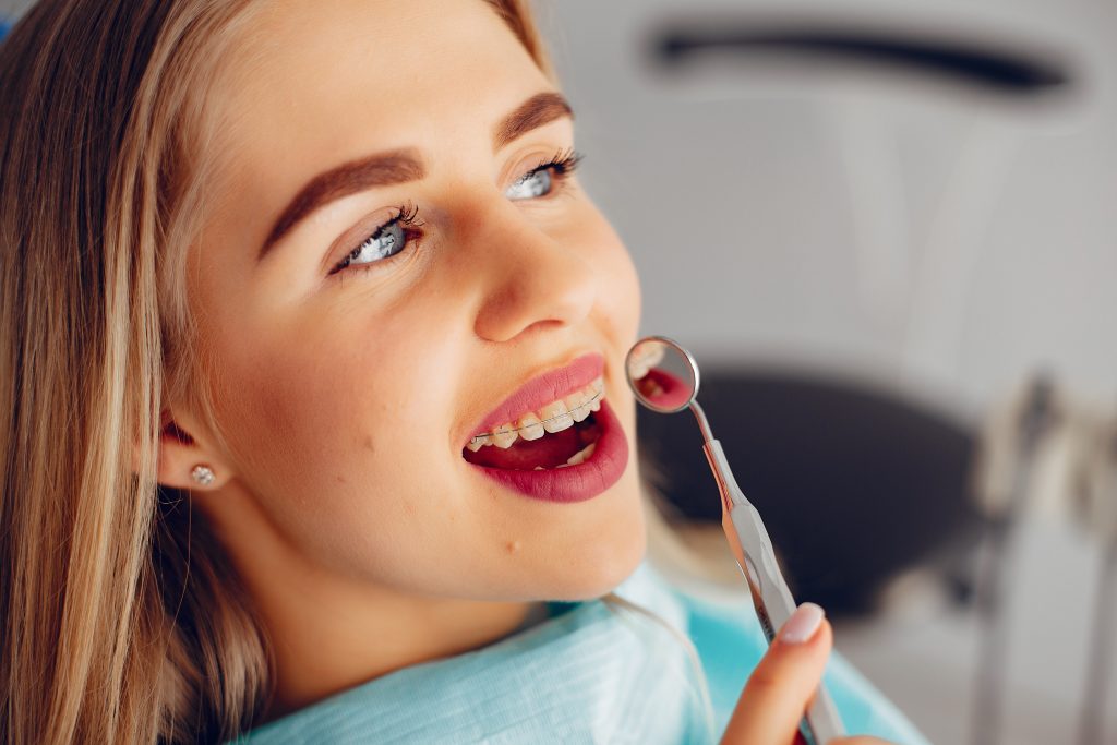 Gingivită sau parodontoză? Cum faci diferența? www.smilebydrilia.ro 2931