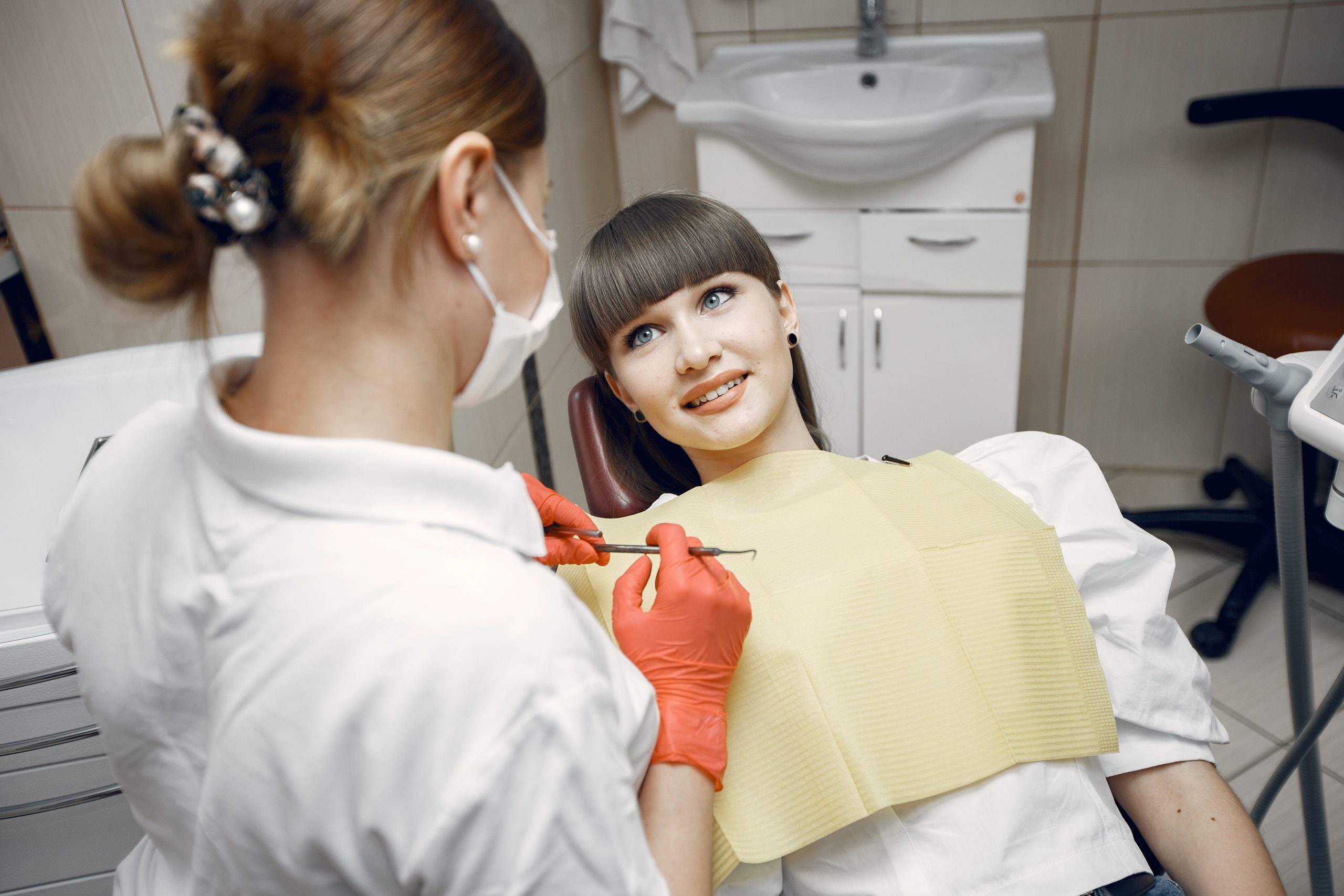 Gingivită sau parodontoză? Cum faci diferența? www.smilebydrilia.ro 2917