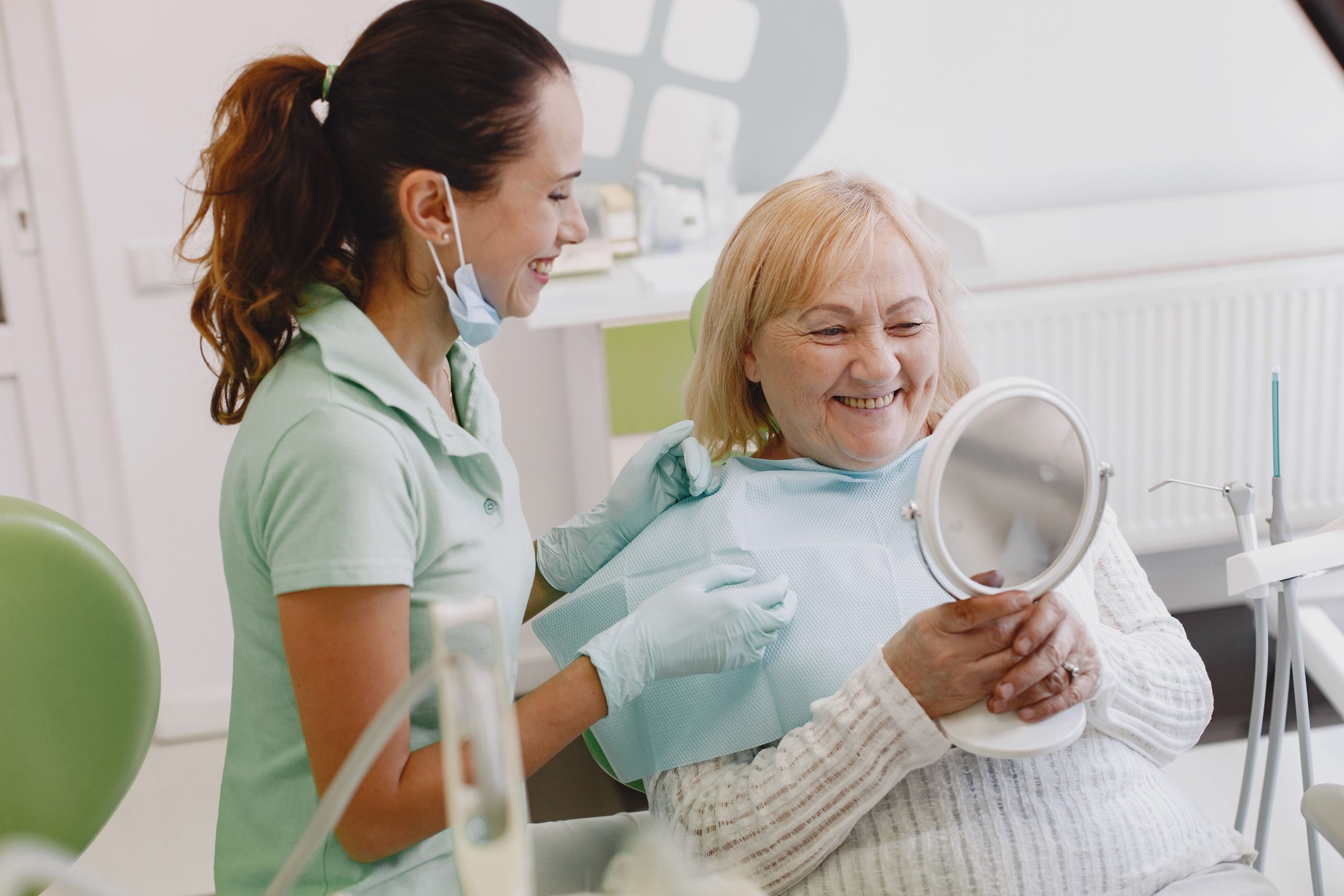 Gingivită sau parodontoză? Cum faci diferența? www.smilebydrilia.ro 2919