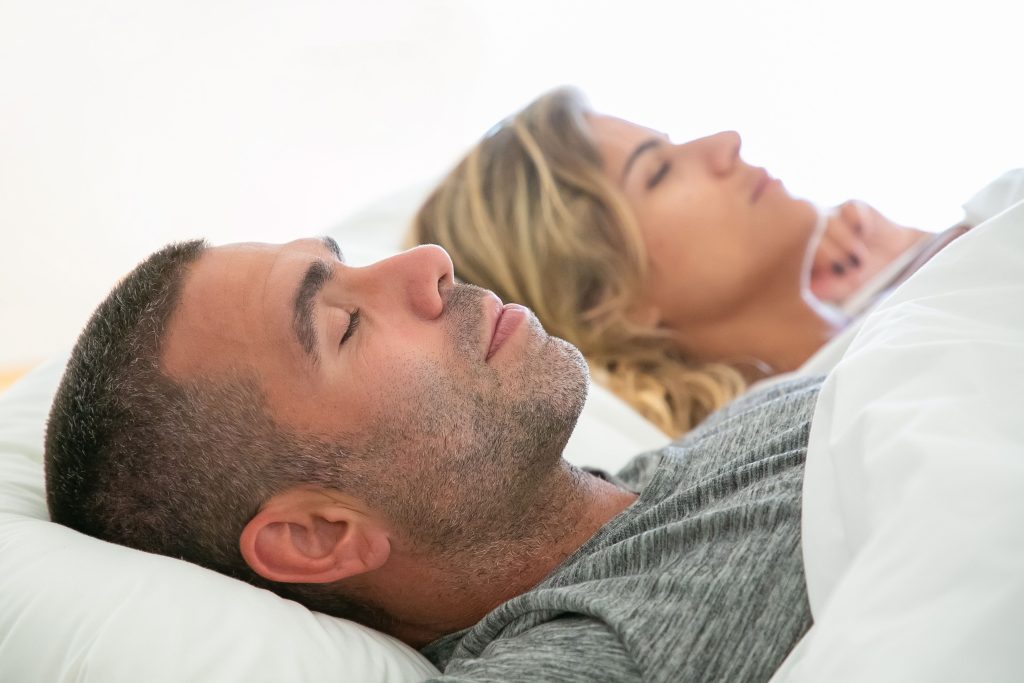 DISE – Investigația care ne arată unde se blochează respirația în timpul somnului www.smilebydrilia.ro 2953